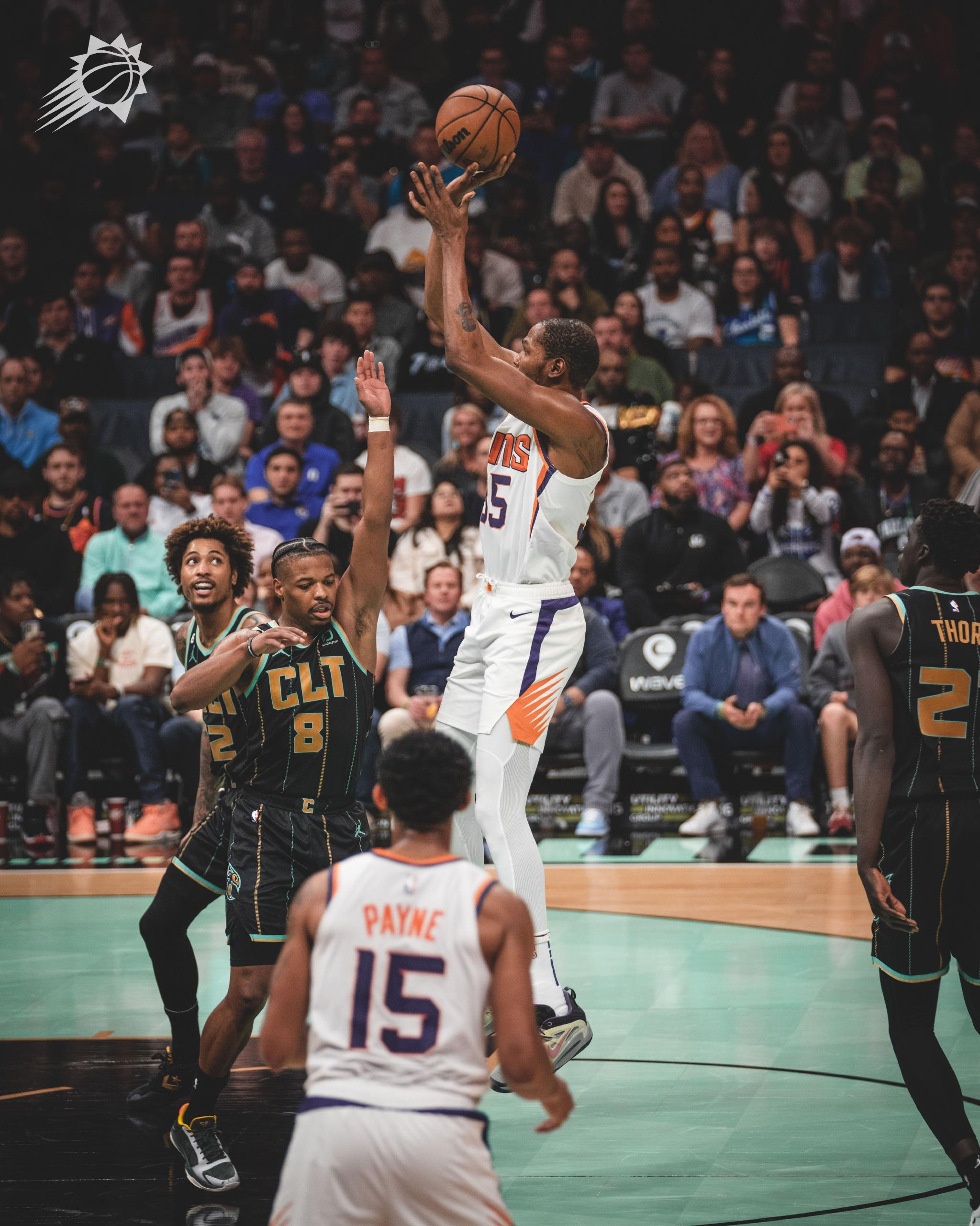 九游体育app-菲尼克斯光点事件