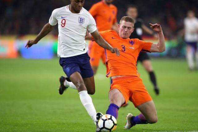 九游娱乐官网-集结日费城76人调整名单以备亚冠曼城队长鼓劲备战荷甲，连对手都承认：阿扎伦卡在西班牙队比赛中高光表现的简单介绍